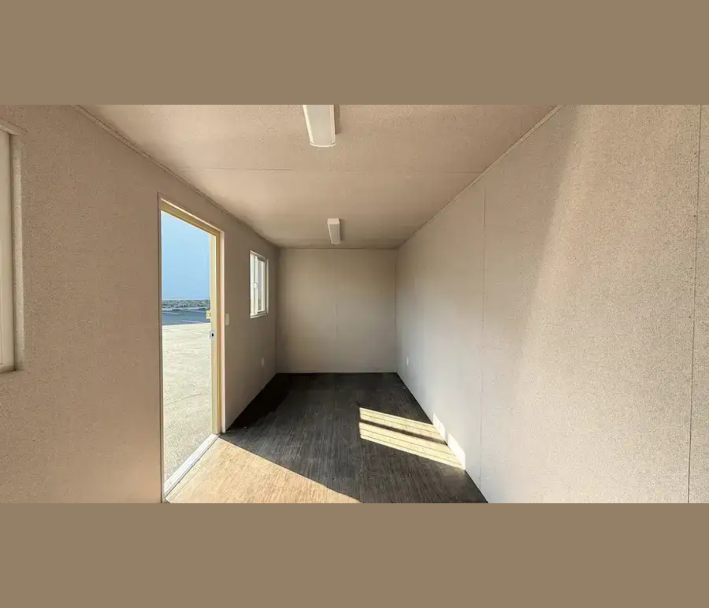 20ft Refurbished Ground Level Office Container - Image 4