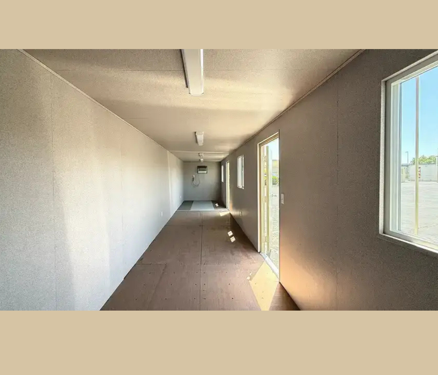 40ft New Ground Level Office Container - Image 3