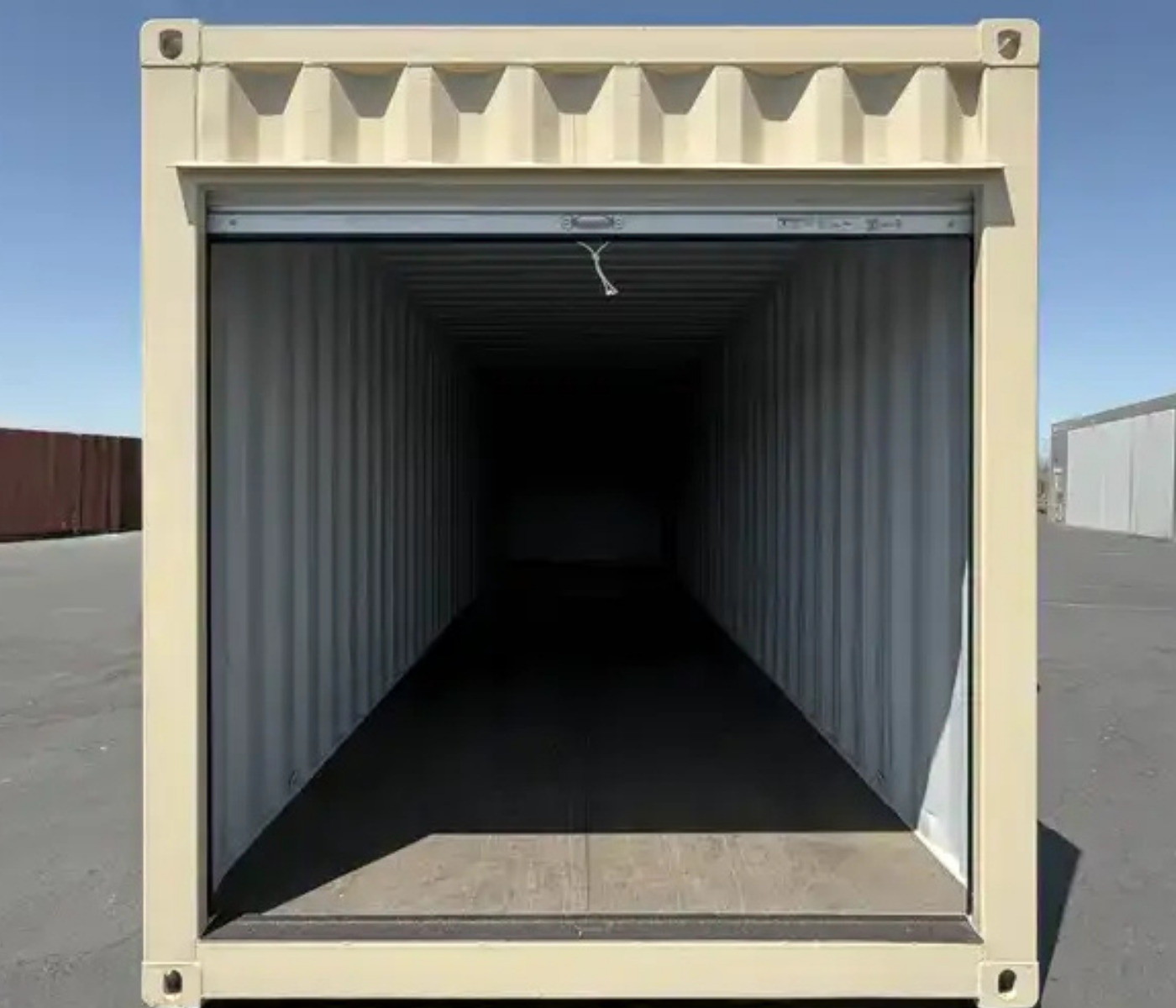 30ft Refurbished High Cube Container w/ Roll-Up Door - Image 3
